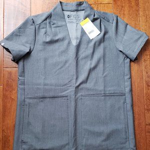 NWT FIGS Banepa Oversized Graphite Grey scrub top in size Small
